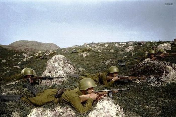 цветные фото советских солдат