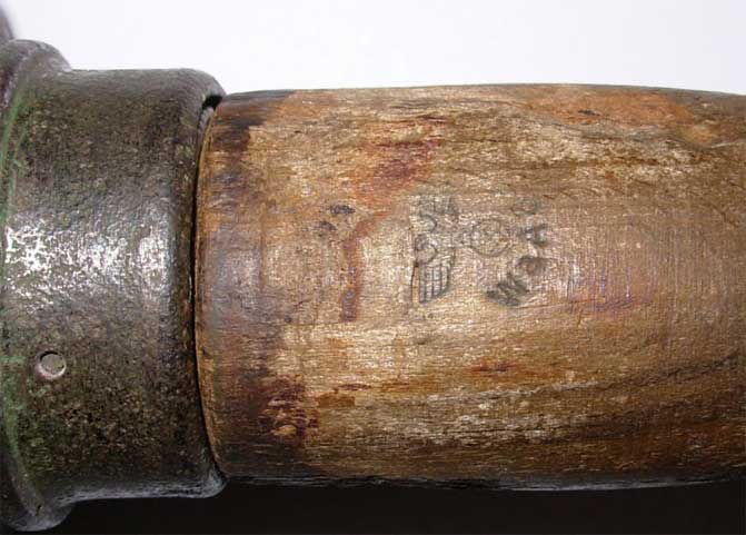 штамп WaA на рукоятке гранаты
